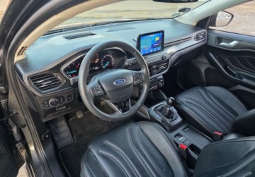 Ford Focus IV Kombi 2.0 EcoBlue 150KM 2019 Ford Focus SW 2.0Dieselful wersja VignaleBezwypadkowy jak nowy 2.0 Diesel, zdjęcie 9