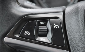 Opel Astra J Hatchback 5d 1.4 Turbo ECOTEC 140KM 2012 Opel Astra 1.4 Benzyna Tempomat Cz. parkowania Klimatyzacja 1.4 Benzyna, zdjęcie 23