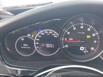 Porsche Panamera II Executive 3.0 330KM 2017 Porsche Panamera 4 2017 3.0l 3.0 Benzyna 330KM, zdjęcie 11