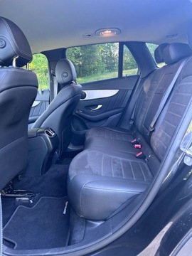 Mercedes GLC C253 2020 Mercedes-Benz GLC 300 de 4Matic diesel elektric 2.0 Hybryda Plug-in 194KM, zdjęcie 11