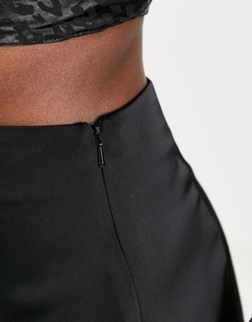 DESIGN Czarna satynowa spódnica mini XL