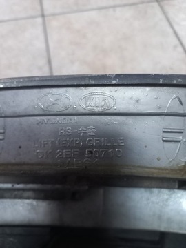 KIA CARENS 02-06R MŘÍŽKA OK2EF50710