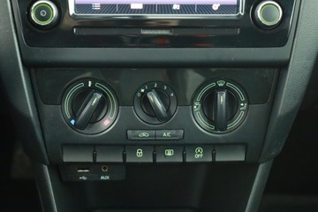 Skoda Rapid II Liftback Facelifting 1.0 TSI 95KM 2017 Skoda Rapid 1.0 TSI, Salon Polska, 1. Właściciel, zdjęcie 9