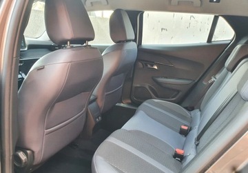 Peugeot 2008 II SUV 1.2 PureTech 130KM 2020 Peugeot 2008 Allure Full LED Kamera Bezwypadkowy GetHelp 1.2, zdjęcie 12