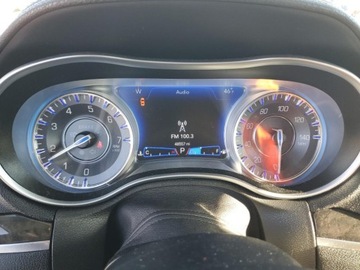 Chrysler 300C II 2022 Chrysler 300 Touring L 2022 3.6L 3.6 Benzyna 292KM, zdjęcie 9