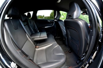 Volvo XC60 I SUV Facelifting 2.0 D3 136KM 2014 Volvo XC 60 Ocean Race LiFT 2,0 D3 5-Cilindrów, zdjęcie 20