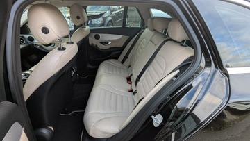 Mercedes Klasa C W205 Limuzyna 350 Plugin Hybrid 293KM 2015 Mercedes C 350 2.0E 292PS ZAREJESTROWANY Serwis, zdjęcie 15