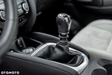 Nissan Qashqai II Crossover 1.6 dCi 130KM 2014 Nissan Qashqai Nissan Qashqai 1.6 DCi ALL-MODE 4x4i TEKNA 1.6 Diesel 130KM, zdjęcie 23