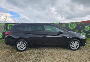 Opel Astra K Sports Tourer 1.4 Turbo 125KM 2016 Opel Astra 153 tys km podgrzewana kierownica 1.4 Benzyna 125KM, zdjęcie 3