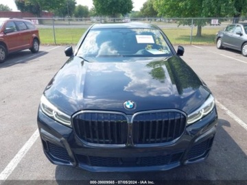 BMW Seria 7 G11-G12 2021 BMW Seria 7 2021r, 750I, XDrive, 4.4L 4.4 Benzyna 523KM, zdjęcie 2