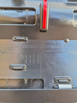 LAND ROVER DEFENDER L663 20- LIŠTA DVEŘE PRAVÝ ZADNÍ L8B2274A48
