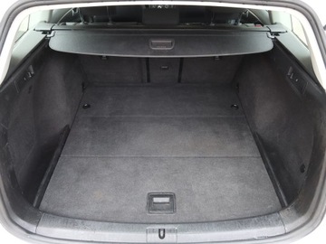 Volkswagen Golf VII Variant Facelifting 1.6 TDI-CR DPF BMT 115KM 2017 VW Golf 1.6 TDI, Navi, Klima, Klimatronic, zdjęcie 13