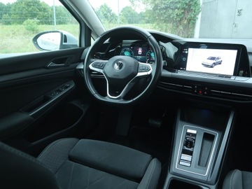 Volkswagen Golf VIII Hatchback Plug-In-Hybrid 1.4 TSI 204KM 2022 VW Golf 1.4 TSI eHybrid, Salon Polska, zdjęcie 6