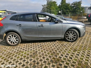 Volvo V40 II Hatchback Facelifting 1.5 T3 152KM 2019 Volvo V40 Cross Country II 1.5 T3 aut, jasne wnętrze, bezwypadkowy, zdjęcie 6