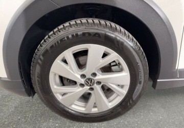 Volkswagen Taigo 1.0 TSI 95KM 2023 Volkswagen Taigo VAT 23 Life 1.0TSI 95KM M5 2023 r., salon PL, I wlascicie, zdjęcie 9