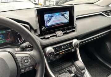 Toyota RAV4 V SUV Facelifting 2.0 Dual VVT-iE 173KM 2024 Toyota RAV4 RAV4 2.5 BENZ 204 KM 17.000 km 2024r Warszawa 2.0 Benzyna, zdjęcie 8