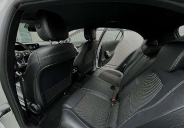 Mercedes Klasa A W177/V177 Hatchback 1.5 180d 116KM 2018 Mercedes-Benz Klasa A kamera 1.5D NAVI gwarancja LED BEZWYPADKOWY ZAR, zdjęcie 10