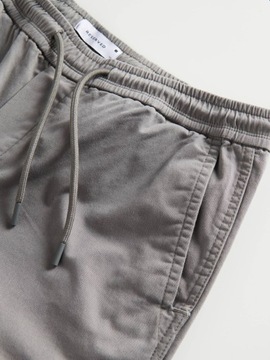 RESERVED joggery spodnie męskie slim fit szare L