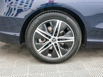 Mercedes Klasa C W205 Coupe Facelifting 2.0 300 258KM 2019 MERCEDES-BENZ C Klasa C 300 9G-TRONIC 2.0 258KM 2019, zdjęcie 27