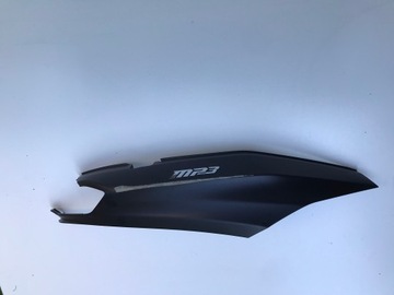 Piaggio MP3 530 400 ogon prawy bok tył owiewka