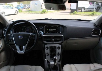 Volvo V40 2016 Volvo V40 D2 Drive-E Ocean Race 2016 Od RiA 2.0 Diesel 120KM, zdjęcie 10