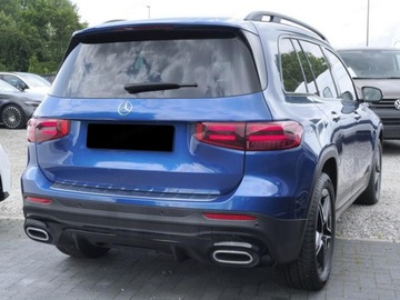 Mercedes GLB SUV Facelifting 2.0 220 190KM 2025 MERCEDES-BENZ GLB 220 4-Matic AMG Line 2.0 (190KM) 2025, zdjęcie 3