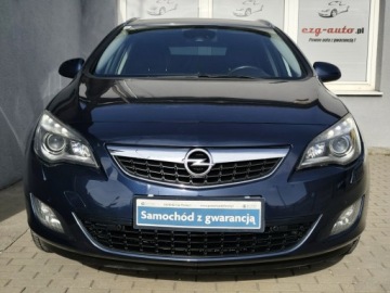 Opel Astra J Sports Tourer 1.4 Turbo ECOTEC 120KM 2011 Opel Astra zadbany serwis bogata opcja, zdjęcie 2