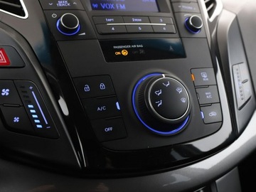 Hyundai i40 Kombi 1.6 GDI 135KM 2015 Hyundai i40 135KM, klima, Bluetooth, zdjęcie 23