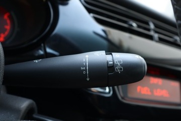 Citroen C3 II Hatchback facelifting 1.2 VTi 82KM 2014 Citroen C3 1.2 PureTech, Salon Polska, Klima, zdjęcie 19