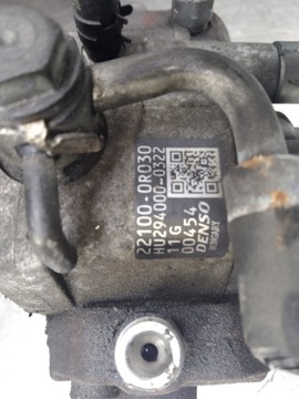 TOYOTA 2.2 D4D ČERPADLO VSTŘIKOVAČE 22100-0R030