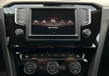 Volkswagen Passat B8 Variant 2.0 TSI BlueMotion Technology 220KM 2016 Volkswagen Passat Highline Pakiet Business, 220KM, DCC, ACC, GPS, Asysten, zdjęcie 23