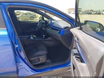 Toyota C-HR I 2020 Toyota C-HR 2020 TOYOTA C-HR XLE 2.0 Benzyna 144KM, zdjęcie 13