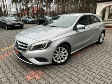 Mercedes Klasa A W176 Hatchback 5d Facelifting 180 d 109KM 2015 Mercedes A 180 Bixenony + LED Półskóry, zdjęcie 4