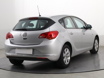 Opel Astra J Hatchback 5d Facelifting 1.6 Twinport ECOTEC 115KM 2013 Opel Astra 1.6 16V, Salon Polska, Serwis ASO, zdjęcie 4