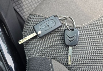 Citroen C3 II Hatchback facelifting 1.6 e-HDi 92KM 2014 Citroen C3 lift 1.6 HDi 92KM Gwarancja Zamiana Zarejestrowany 1.6 Diesel, zdjęcie 32