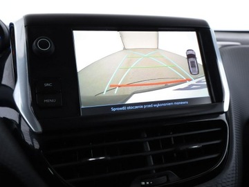 Peugeot 2008 I SUV Facelifting 1.2 PureTech 110KM 2017 Peugeot 2008 1.2 Automat Crossway Panorama Navi, zdjęcie 23