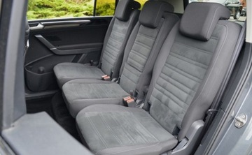 Volkswagen Touran III 2.0 TDI 150KM 2019 Volkswagen Touran 2,0 TDI 150 KM FULL LED HIGH-LINE Alcantara Nawigacja 2.0, zdjęcie 28