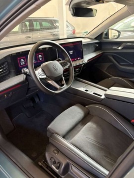 Volkswagen Passat B8 Variant Facelifting 2.0 TDI SCR 150KM 2025 Volkswagen Passat Variant Business 2.0 TDI 150KM DSG FV 23 360 ACC Hak, zdjęcie 35