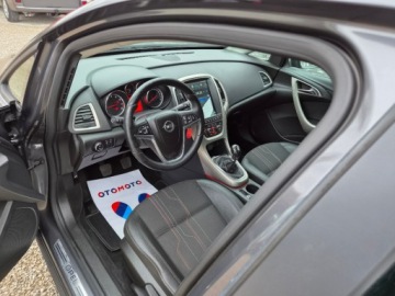 Opel Astra J Sports Tourer 1.4 Turbo ECOTEC 140KM 2012 Opel Astra Sliczna 1.4 b Ful Opcja Bezwypadkowa Zarejestrowana Gwarancja, zdjęcie 12