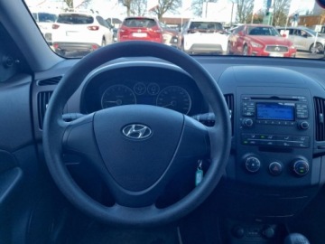 Hyundai i30 I Hatchback 1.4 109KM 2010 Hyundai i30 Hyundai i30 1.4 Base 1.4 Benzyna 109KM, zdjęcie 15