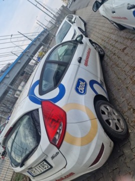 Ford Fiesta VII Hatchback 5d 1.4 Duratorq TDCi DPF 70KM 2011 Ford Fiesta 1.4 | 2011 | ciężarowy | kratka | ekonomiczny | faktura, zdjęcie 3