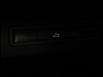 Peugeot 3008 II Crossover 1.2 PureTech 130KM 2018 Peugeot 3008 full LED półskóra navi el. fotele, zdjęcie 31