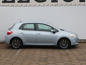 Toyota Auris I Hatchback 5d Facelifting 1.6 Valvematic 132KM 2011 Toyota Auris 1.6 Valvematic, GAZ, Klima, zdjęcie 5