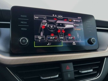 Skoda Kamiq Crossover 1.0 TSI 110KM 2022 Skoda Kamiq 1.0TSI 110KM Ambition SalonPL SerwisASO Acc Virtual Led SmartL, zdjęcie 32