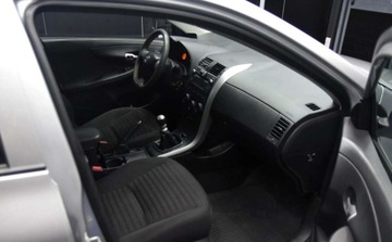 Toyota Corolla X Sedan Facelifting 1.4 D-4D 90KM 2013 Toyota Corolla Polski salon_1.4 D_90KM _ klimatyzacja _ podgrzewane fotele, zdjęcie 4