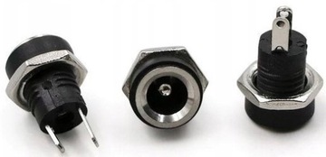 GNIAZDO ZASILAJĄCE DC PRZEJŚCIE 2,1/5,5mm ZASILANIA LUTOWANE PRZYKRĘCANE