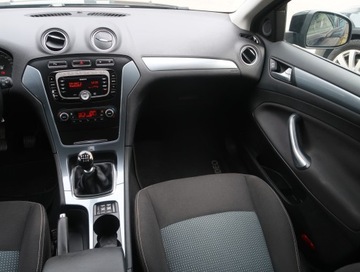 Ford Mondeo IV Kombi 2.0 Duratorq TDCi DPF 140KM 2011 Ford Mondeo 2.0 TDCi, Klima, Klimatronic, zdjęcie 7
