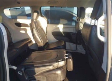 Chrysler Pacifica II 2022 Chrysler Pacifica 2022, 3.6L, TOURING L, po gradobiciu 3.6 Benzyna 287KM, zdjęcie 10