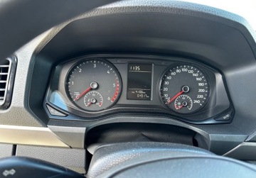 Volkswagen Amarok I Pick Up Double Cab Facelifting 3.0 V6 163KM 2019 Volkswagen Amarok salon PL FV VAT 23 3,0 TDi manualna skrzynia biegow, zdjęcie 19