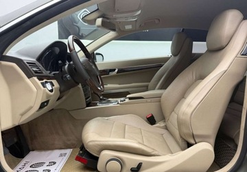 Mercedes Klasa E W212 Coupe 350 CDI BlueEFFICIENCY 231KM 2009 Mercedes-Benz Klasa E Mercedes-Benz Klasa E 3.0 Diesel 231KM, zdjęcie 24
